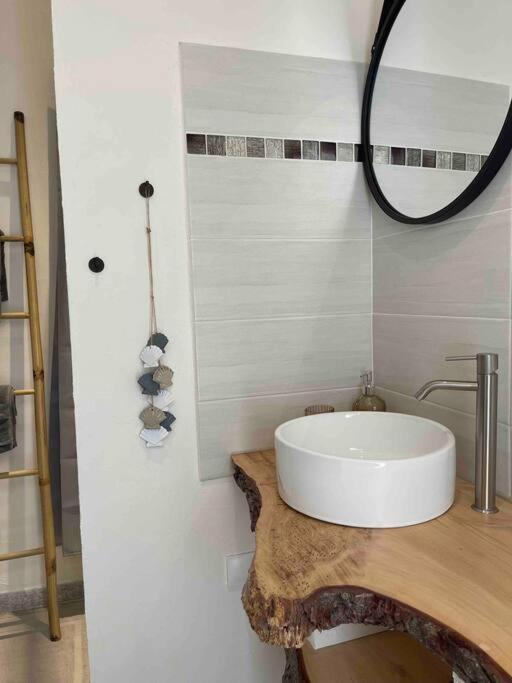 Toulon: Superbe Appartement Atypique 2 Chambres Exteriör bild